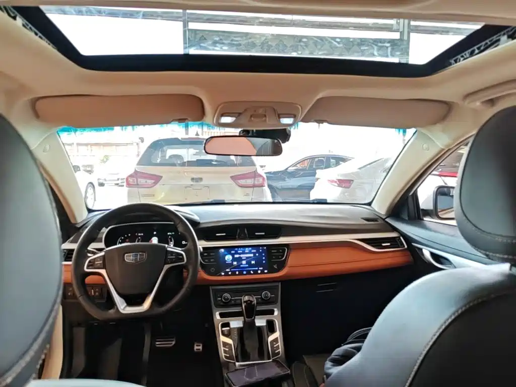Geely Vision S1 — фото 18