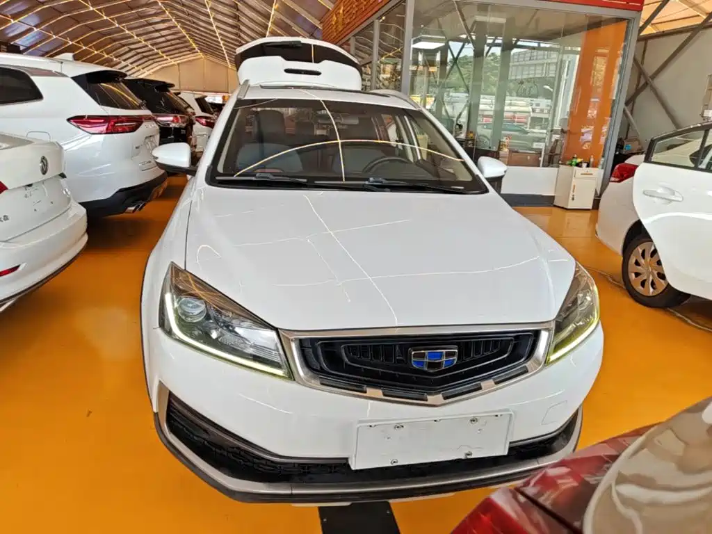 Geely Vision S1 — фото 3