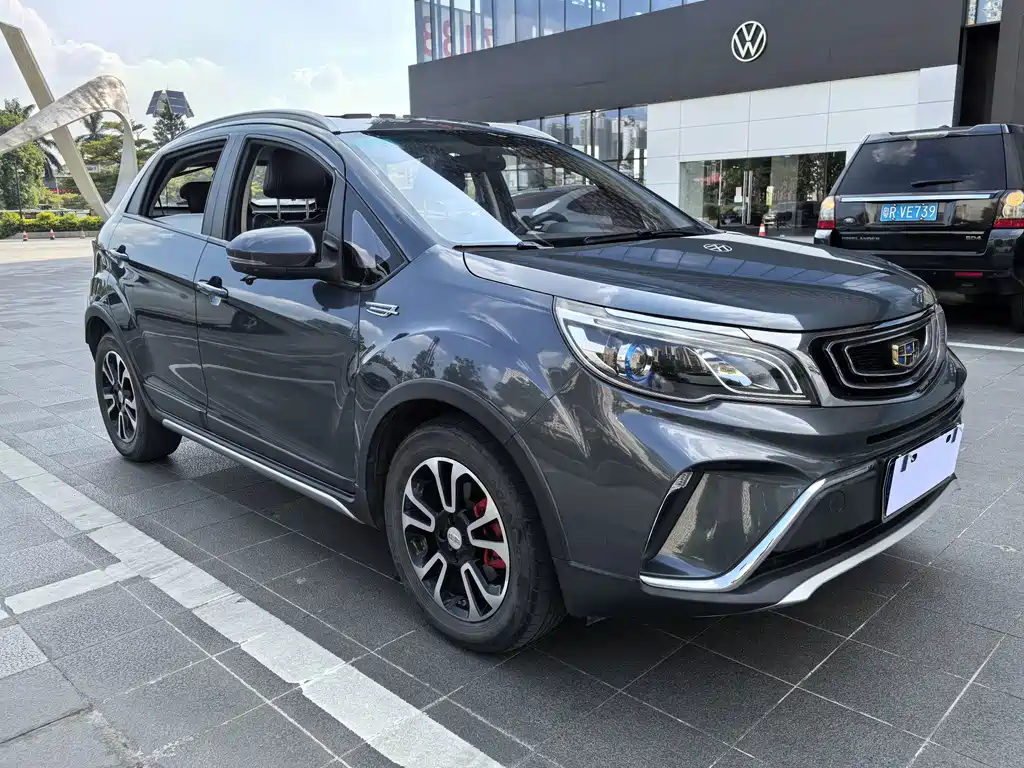 Geely Vision X3 — фото 3