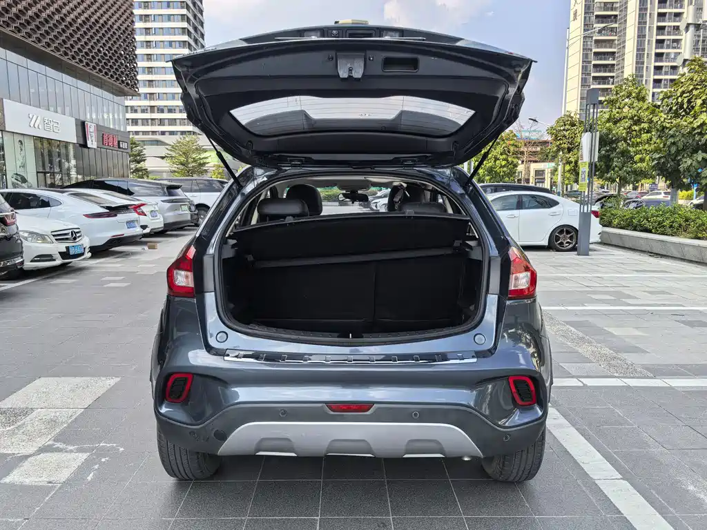 Geely Vision X3 — фото 7