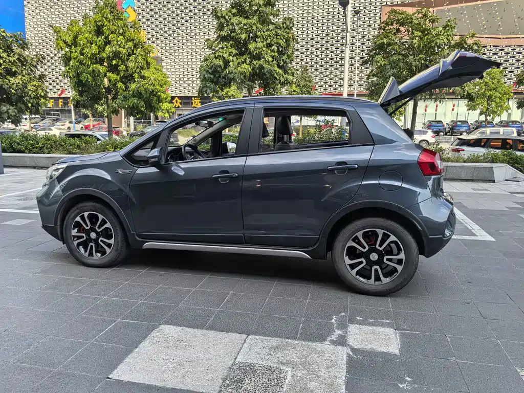 Geely Vision X3 — фото 8