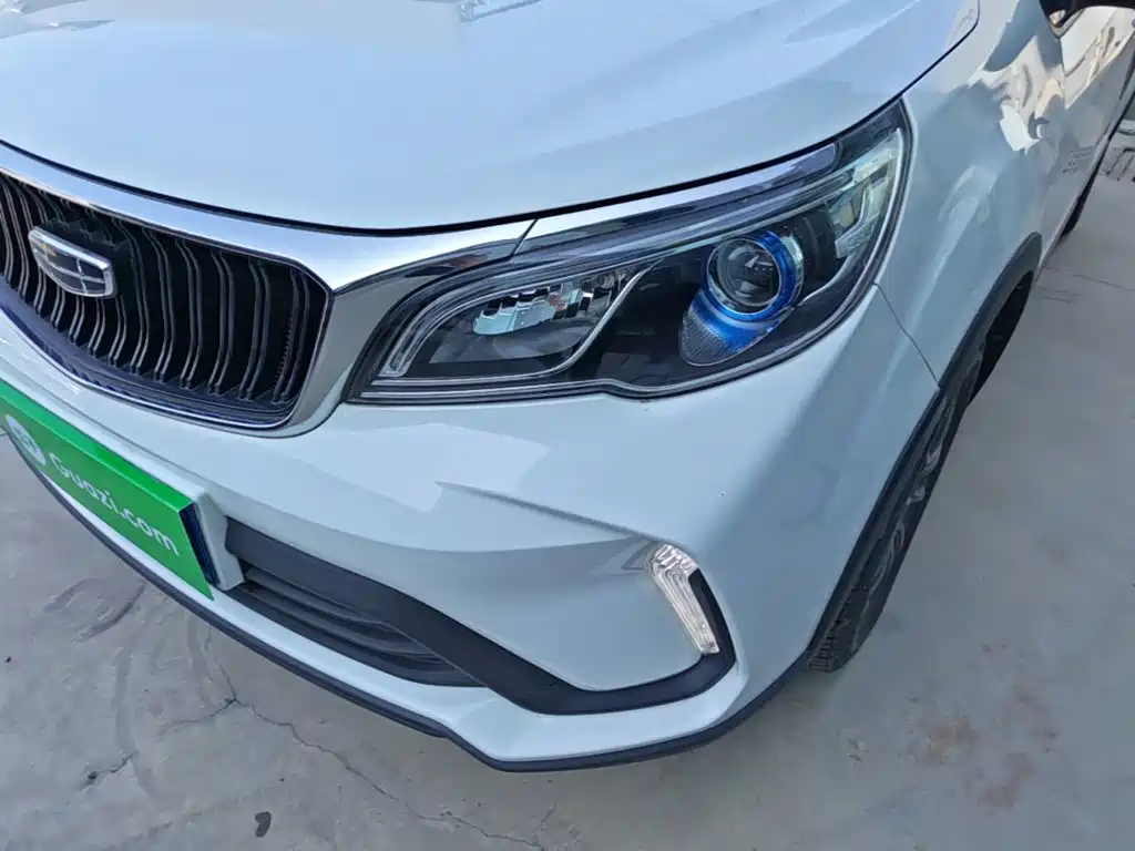 Geely Vision X3 — фото 3