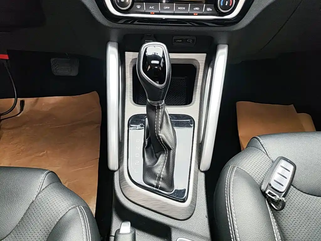 Geely Vision X3 — фото 14