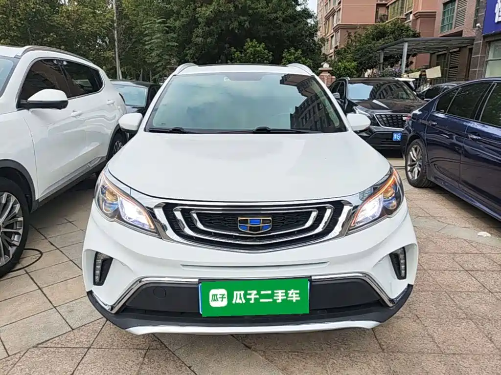 Geely Vision X3 — фото 3