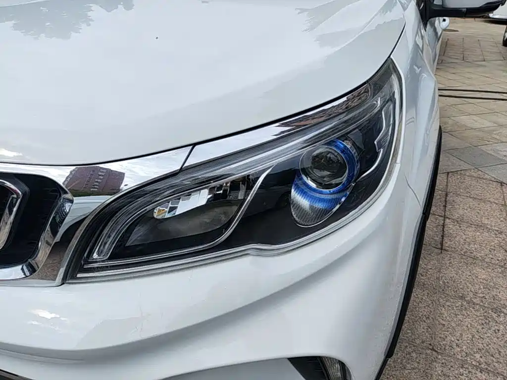 Geely Vision X3 — фото 24