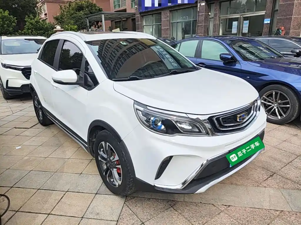 Geely Vision X3 — фото 4
