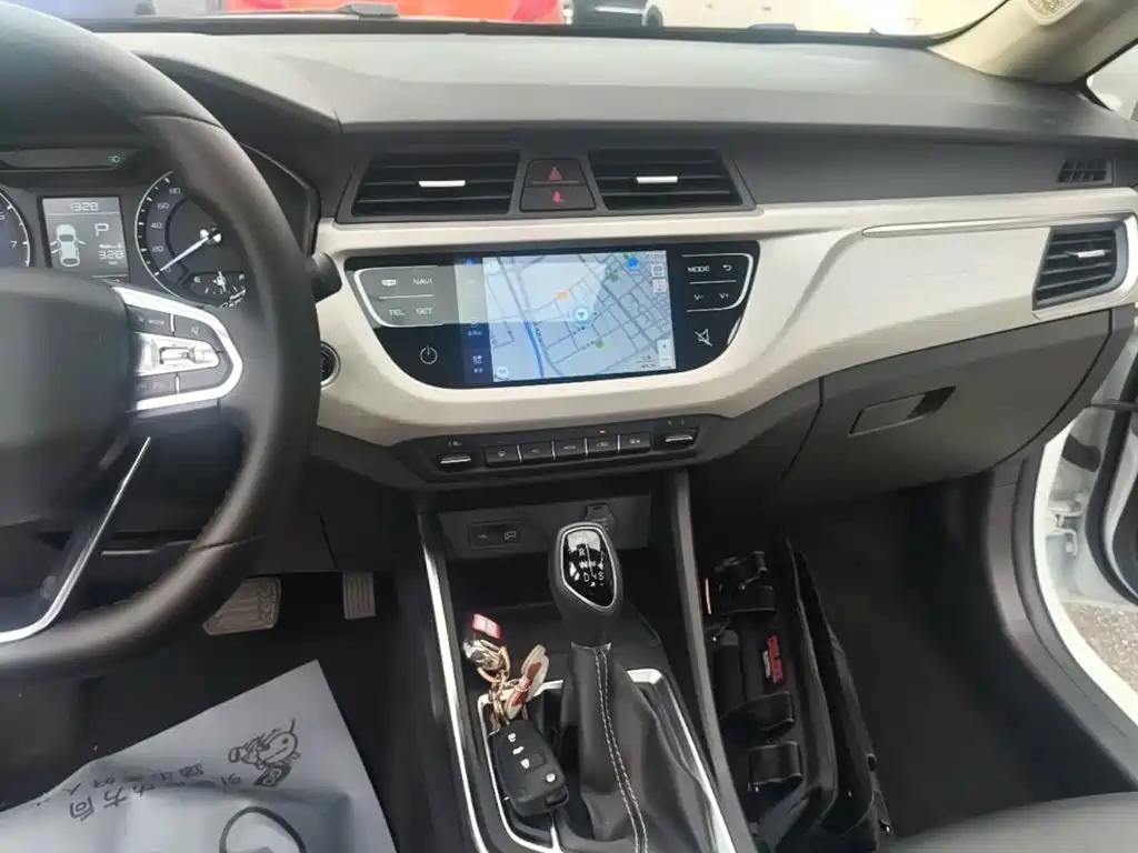 Geely Vision X3 — фото 13