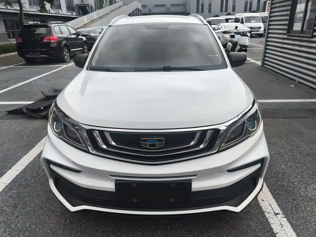 Geely Vision X3 — фото 3