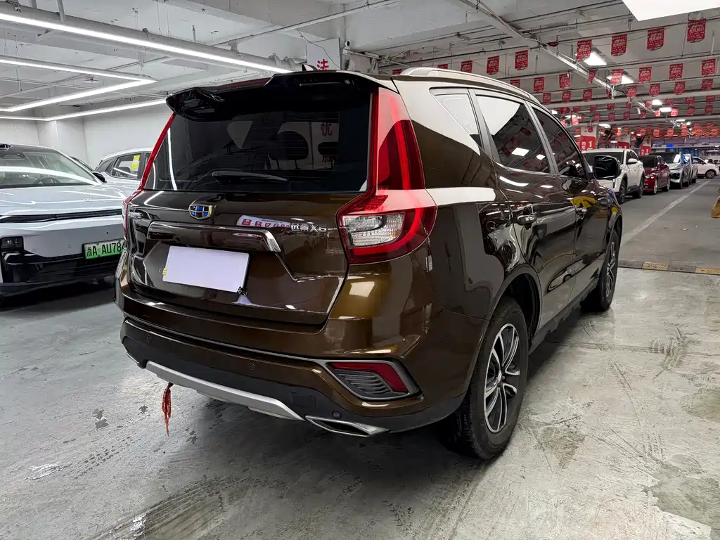Geely Vision X6 — фото 10