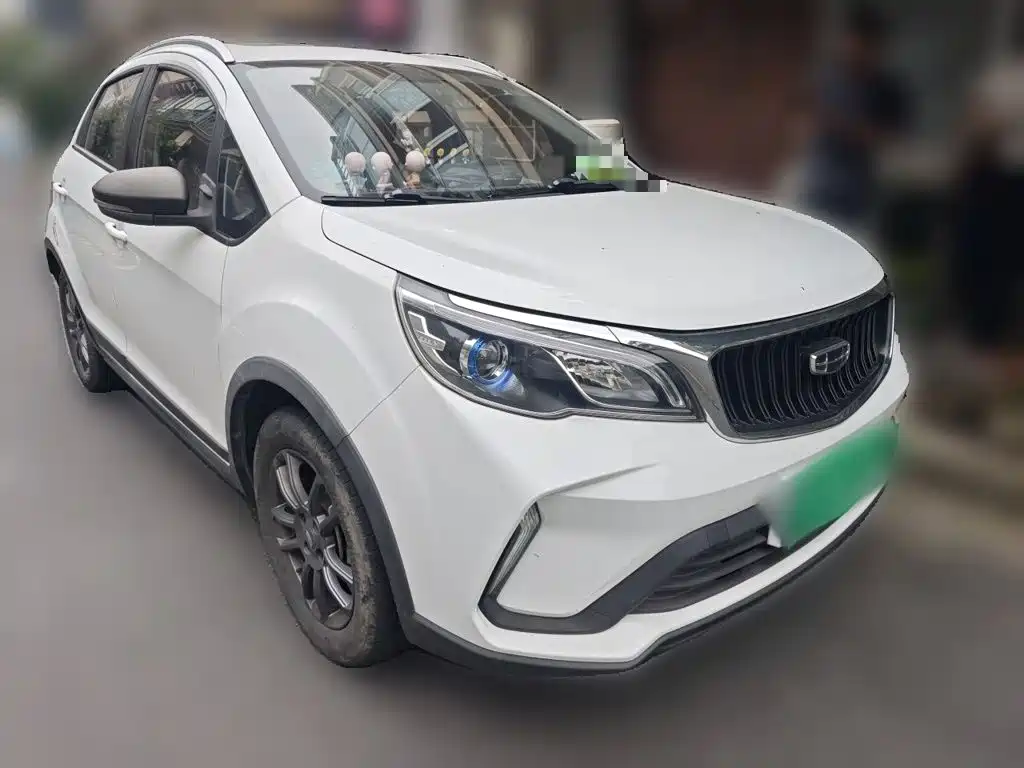 Geely Vision X3 — фото 24