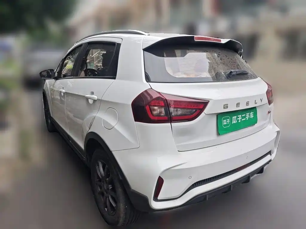 Geely Vision X3 — фото 25