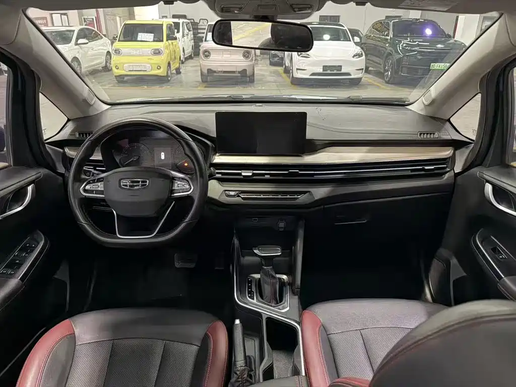 Geely Vision X3 — фото 6