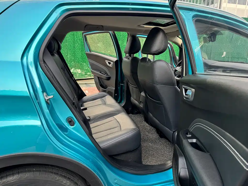 Geely Vision X3 — фото 14