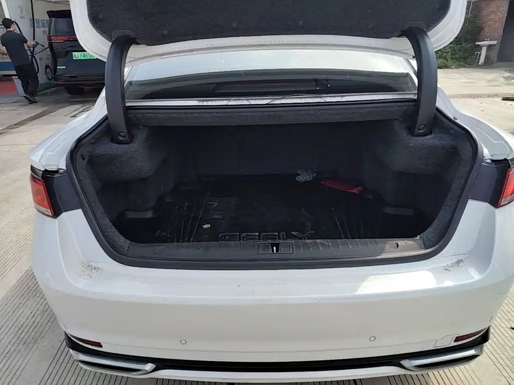 Geely Borui — фото 19