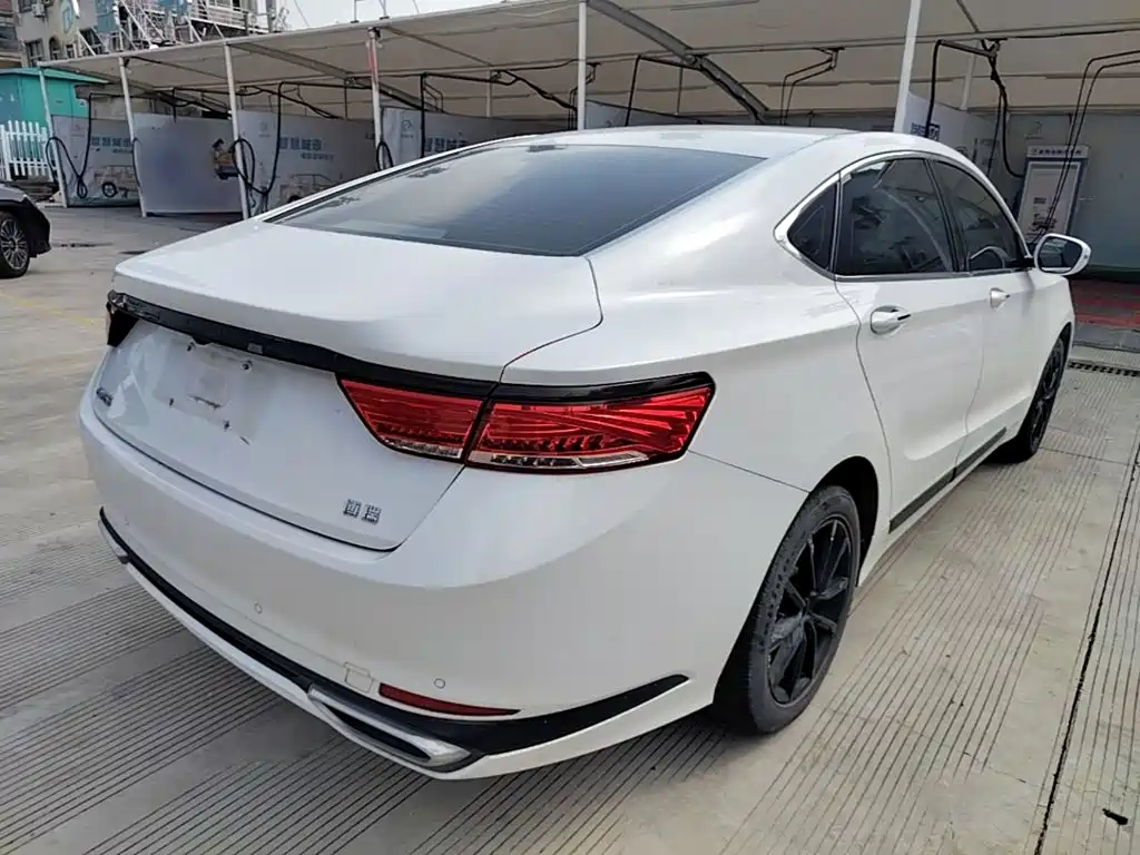 Geely Borui — фото 7