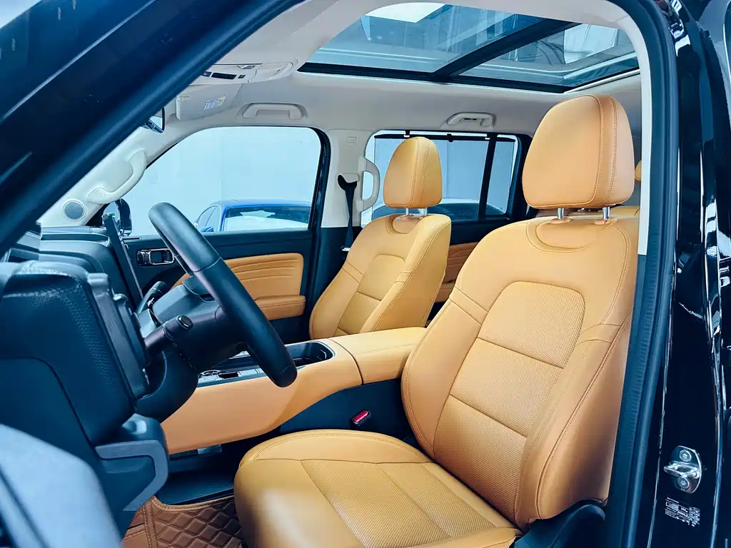Haval Menglong New Energy — фото 10