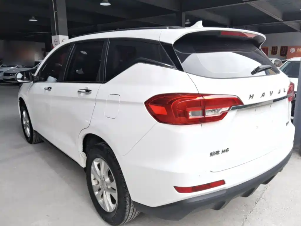 Haval M6 — фото 5