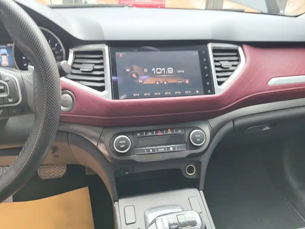 Haval H6 Coupe — фото 13