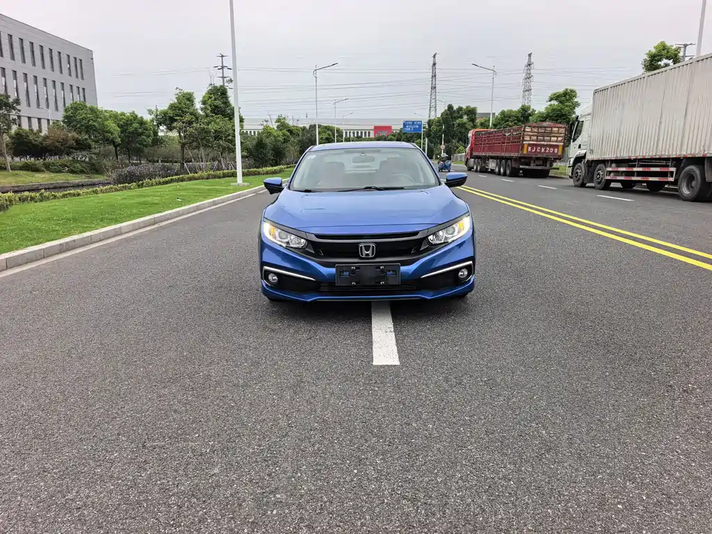 Honda Civic — фото 2