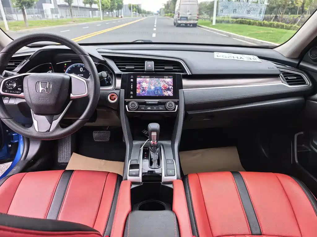 Honda Civic — фото 9