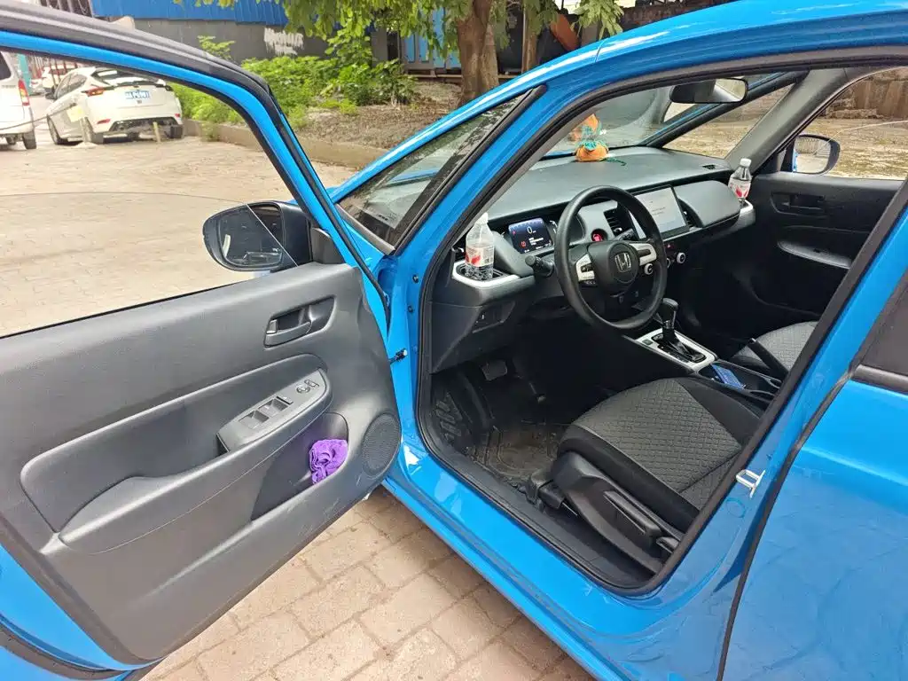 Honda Fit — фото 17