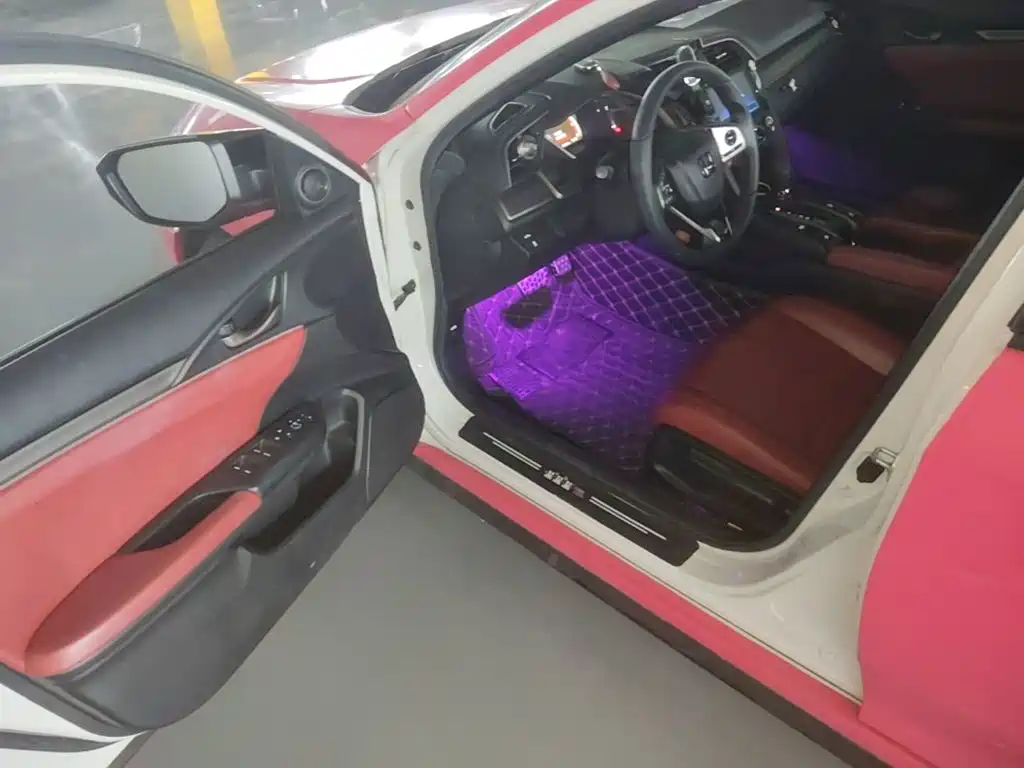 Honda Civic — фото 16