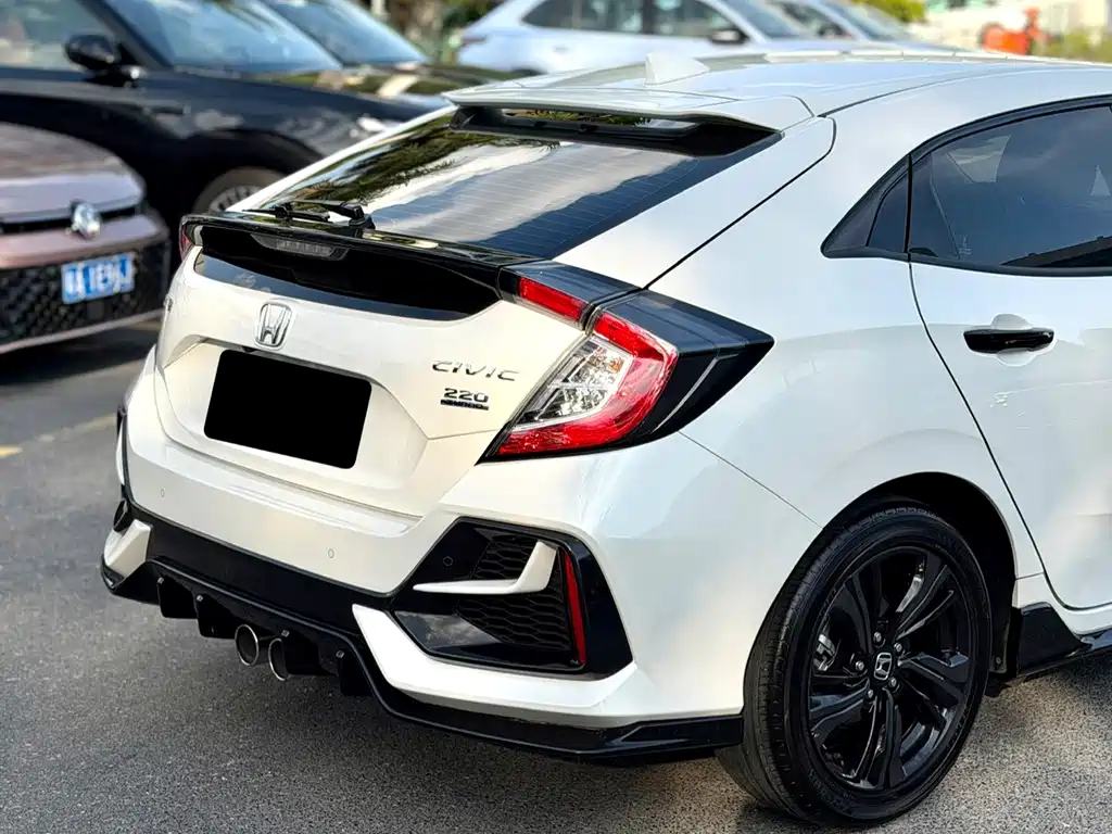 Honda Civic — фото 11