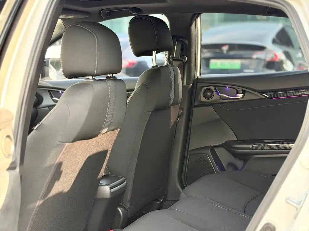 Honda Civic — фото 18