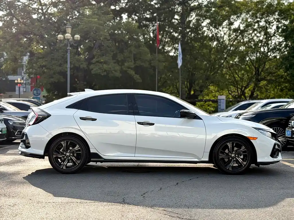 Honda Civic — фото 5