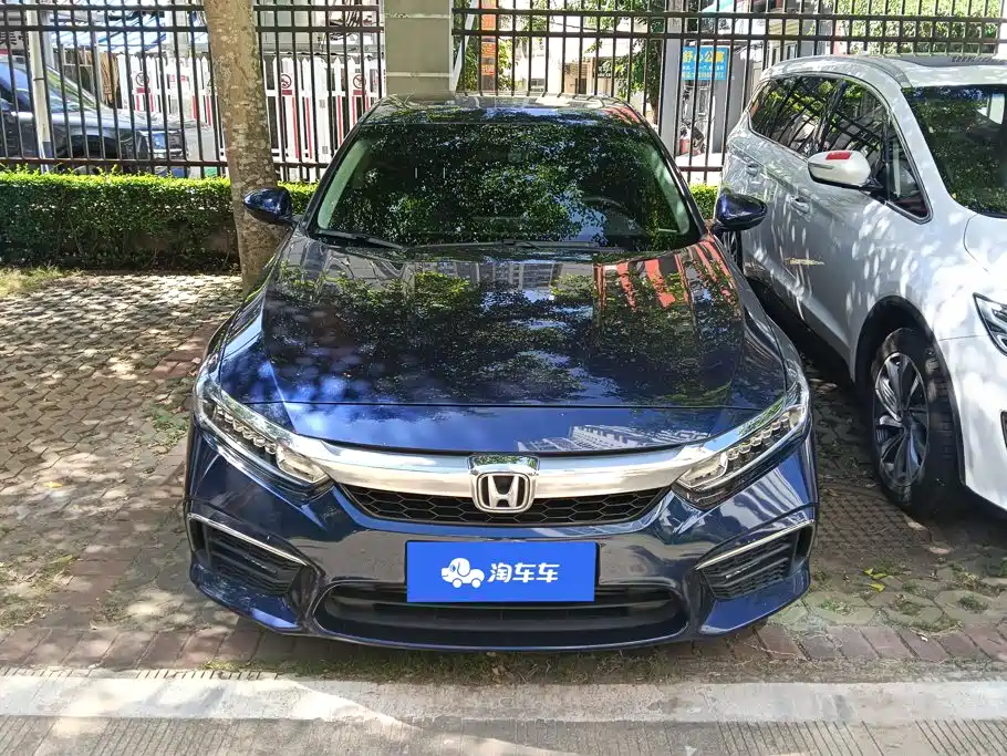 Honda Inspire — фото 2