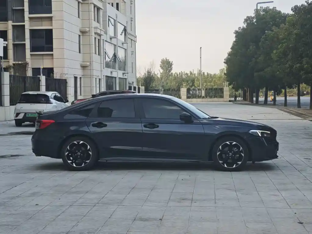 Honda Civic — фото 7