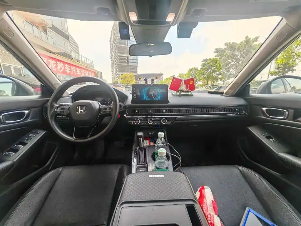 Honda Civic — фото 5