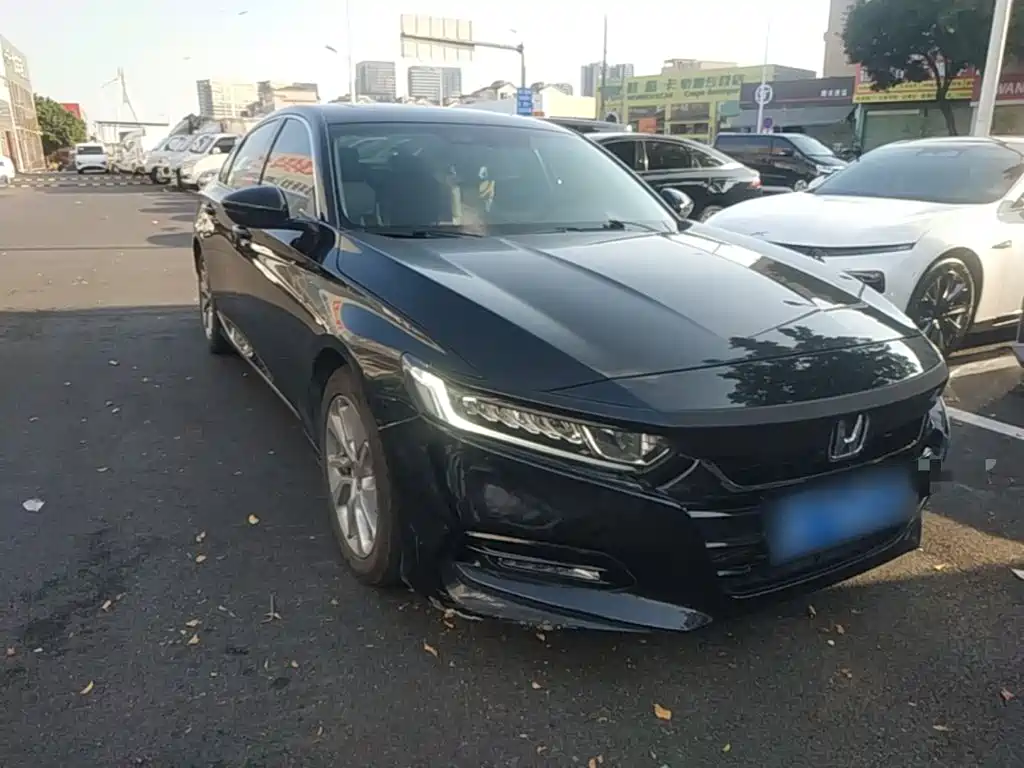 Honda Accord — фото 4
