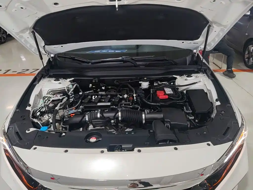 Honda Accord — фото 20