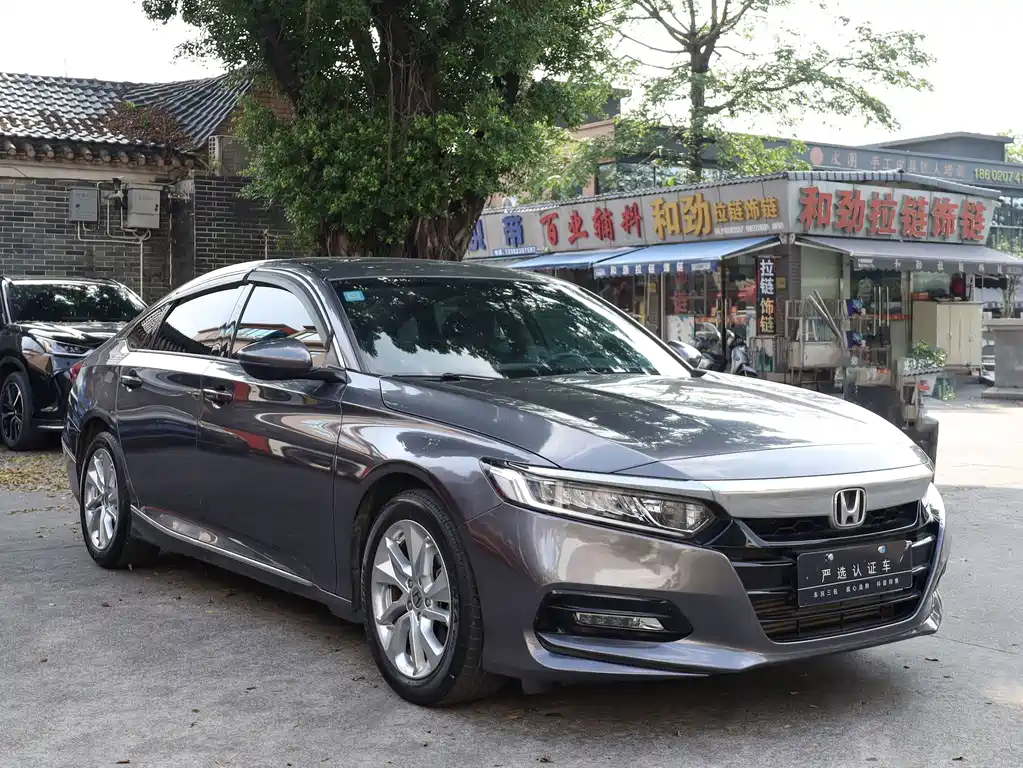 Honda Accord — фото 3