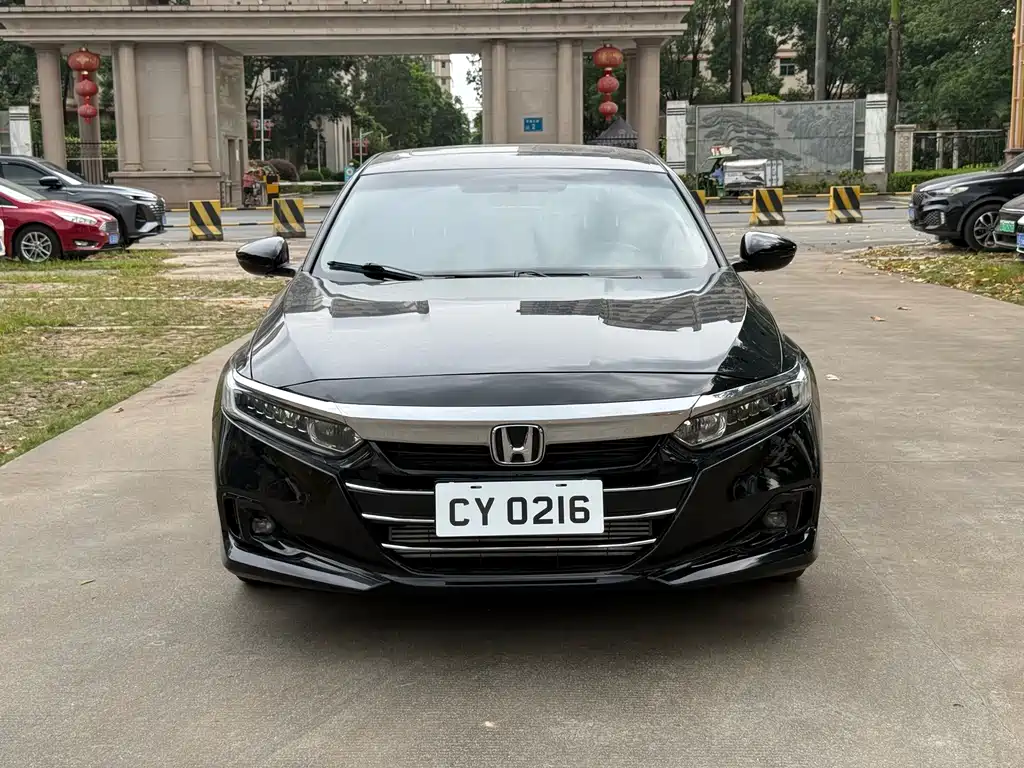 Honda Accord — фото 2