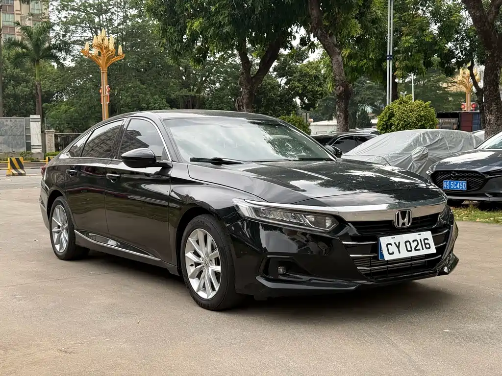 Honda Accord — фото 3