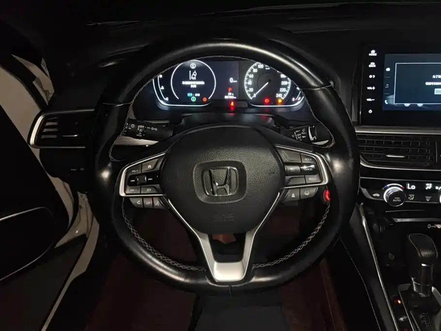 Honda Inspire — фото 15