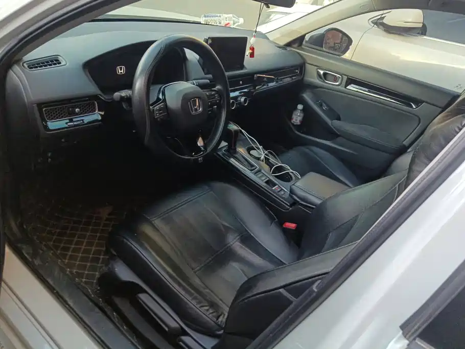 Honda Civic — фото 9