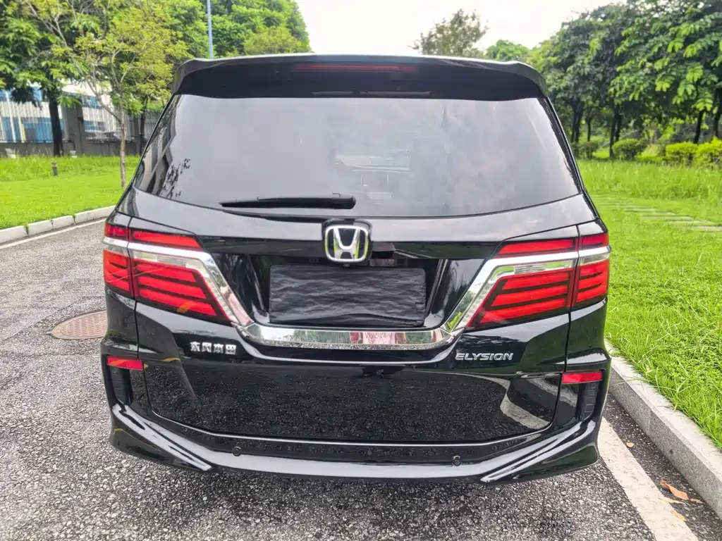 Honda Elysion — фото 4