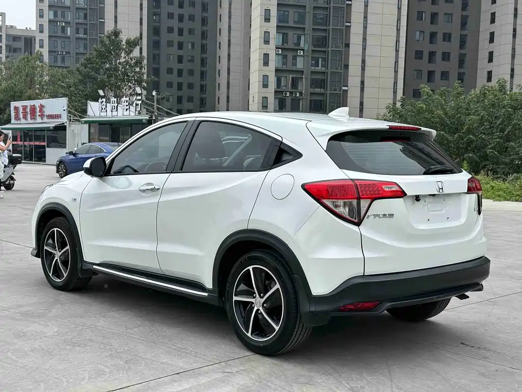 Honda Vezel — фото 4