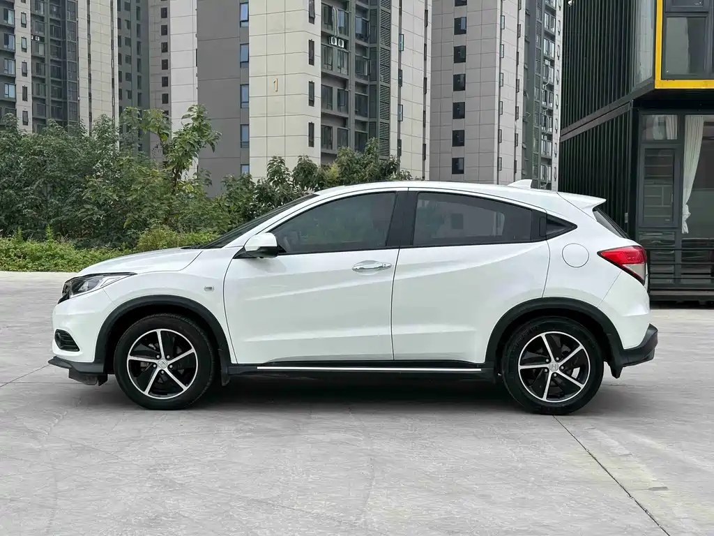 Honda Vezel — фото 7