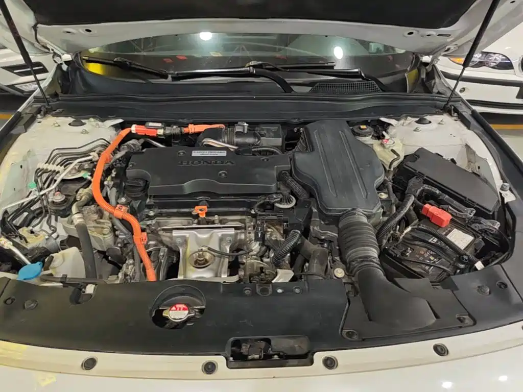 Honda Accord — фото 20