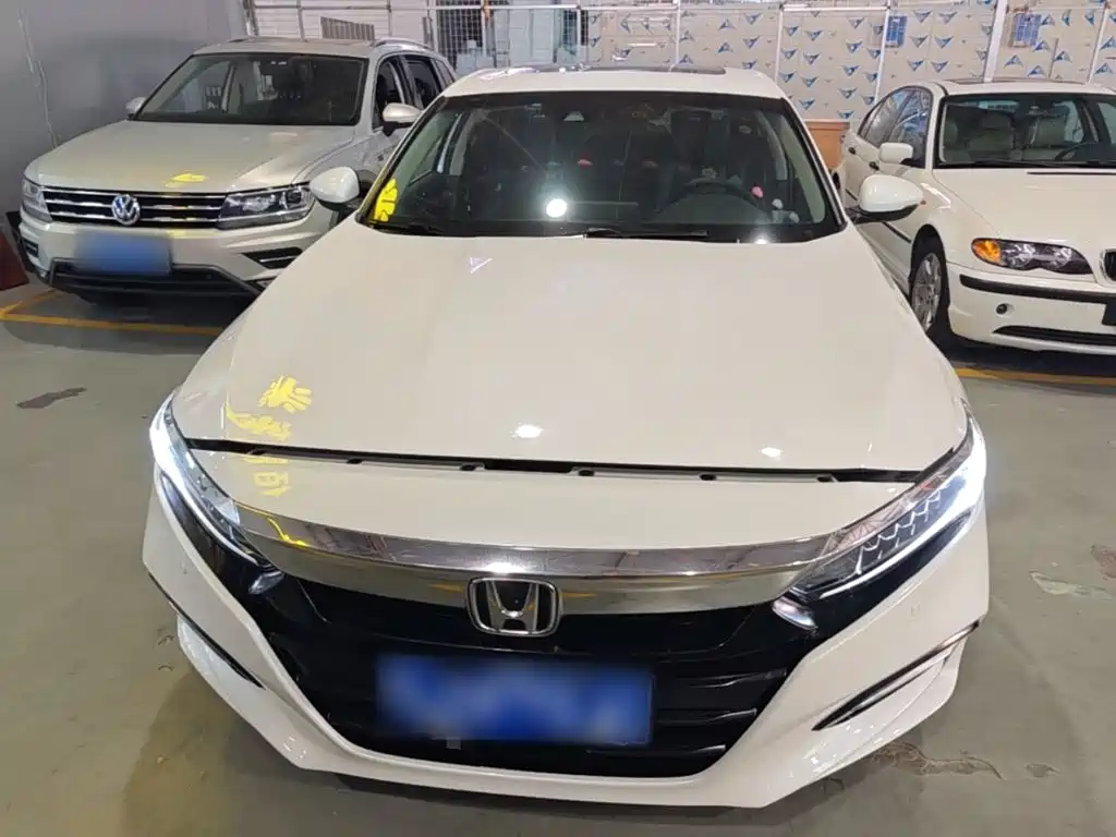 Honda Accord — фото 3