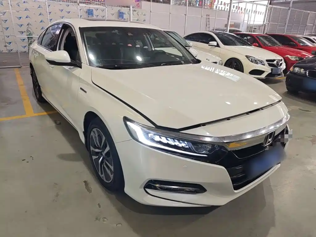 Honda Accord — фото 4