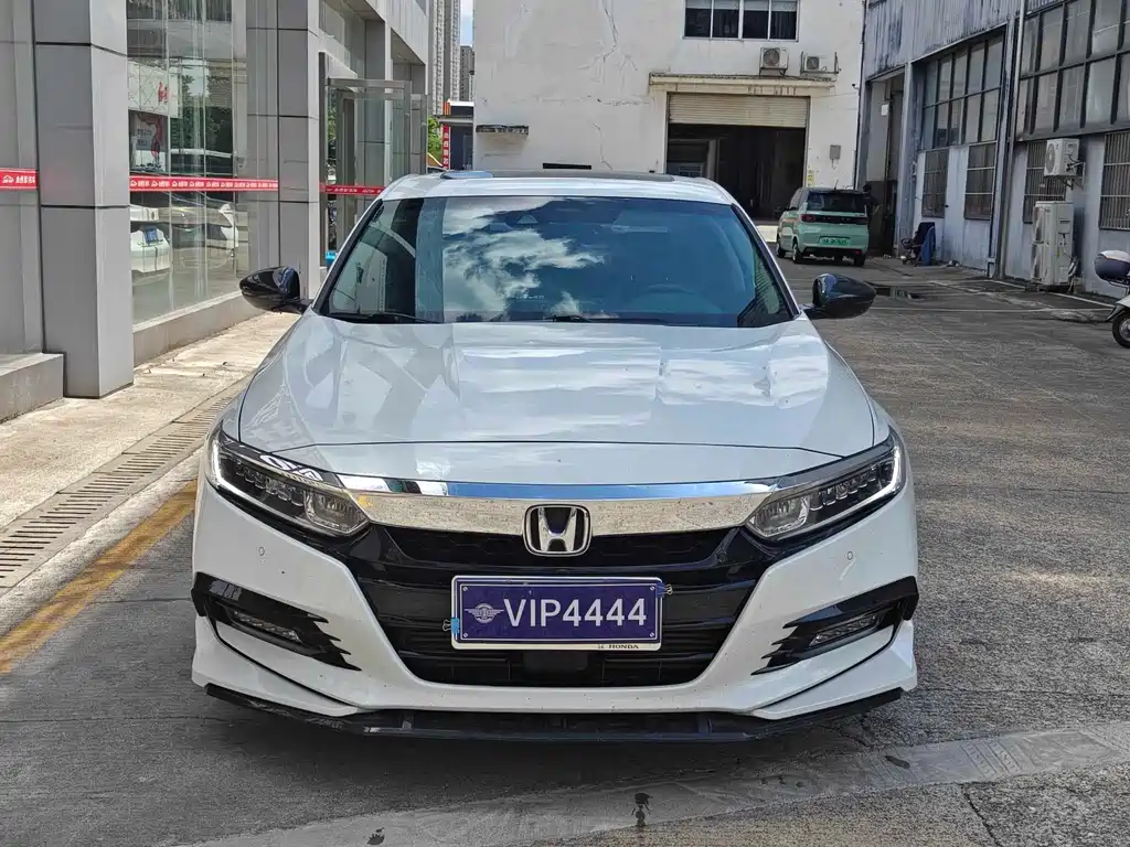 Honda Accord — фото 2