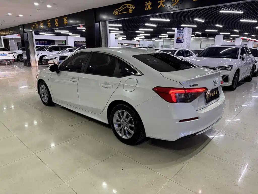 Honda Civic — фото 3