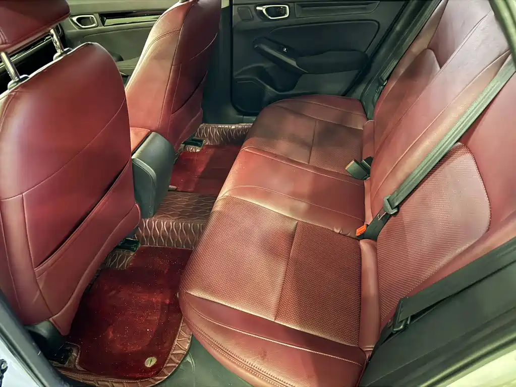 Honda Civic — фото 7