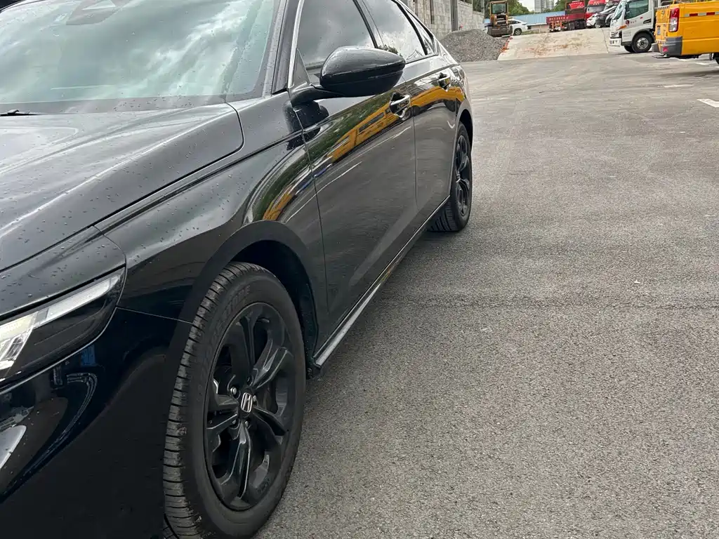 Honda Accord — фото 3