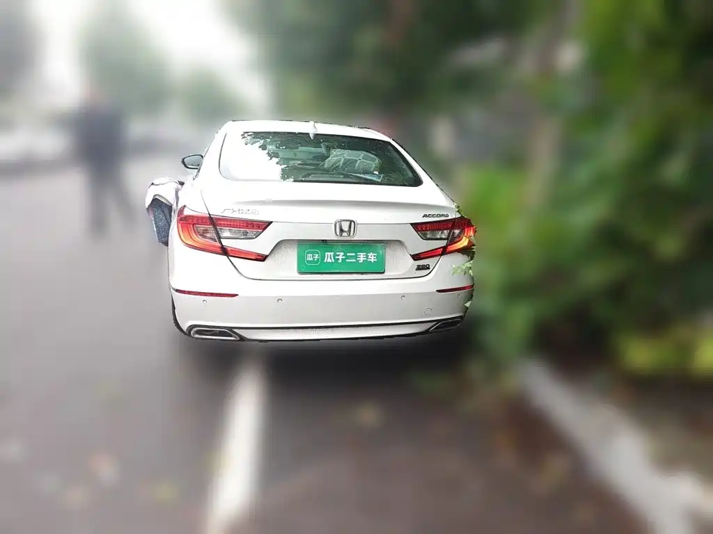 Honda Accord — фото 3